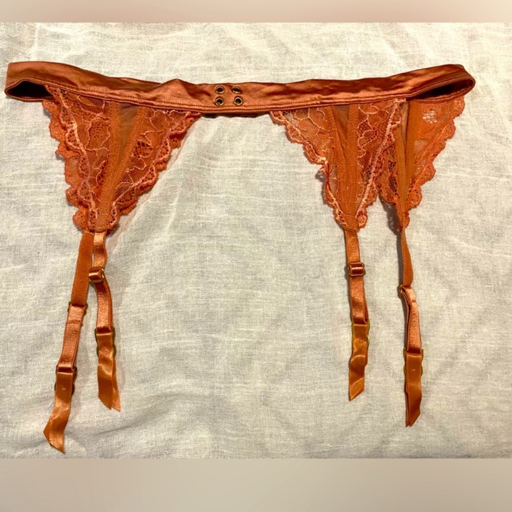 Victoria's Secret Rust Lace Garter Belt